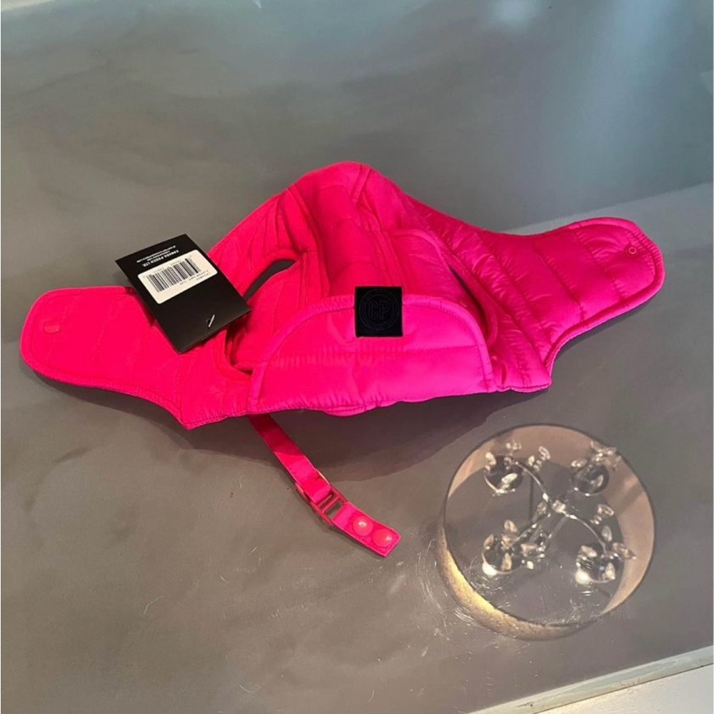 Canada Pooch Hot Pink Puffer Hat - Size Large - Picture 5 of 7
